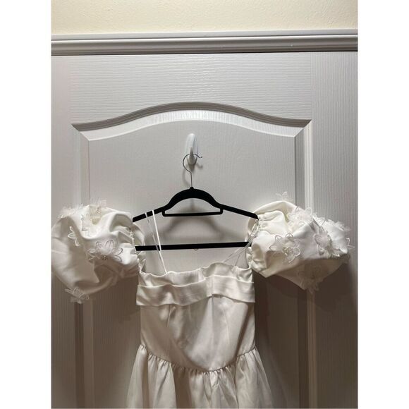 Elliatt Destiny Off The Shoulder Midi Dress White Bridal Shower Dress size S NWT - Picture 7 of 11